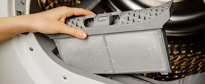 Signs Of A Clogged Dryer Lint Trap in Delaware, Ohio
